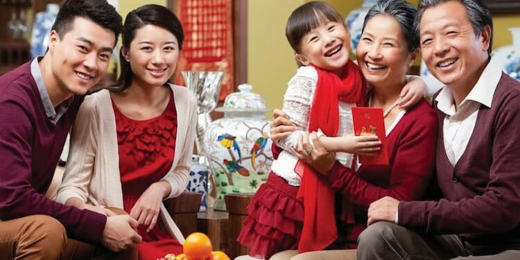 Phong Tục Lì Xì – Tìm Hiểu Về Nguồn Gốc, Ý Nghĩa Của Phong Tục